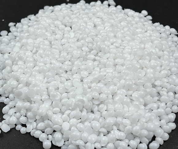 Semi-Refined Paraffin Wax